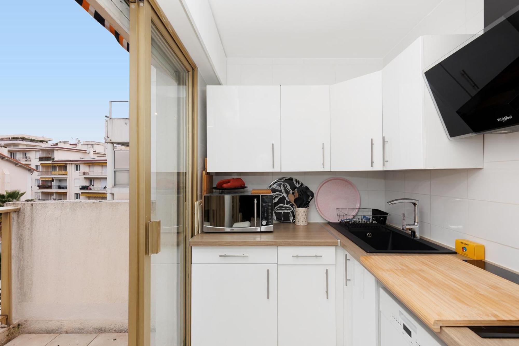 Apartment Bleu Croisette Yourhosthelper